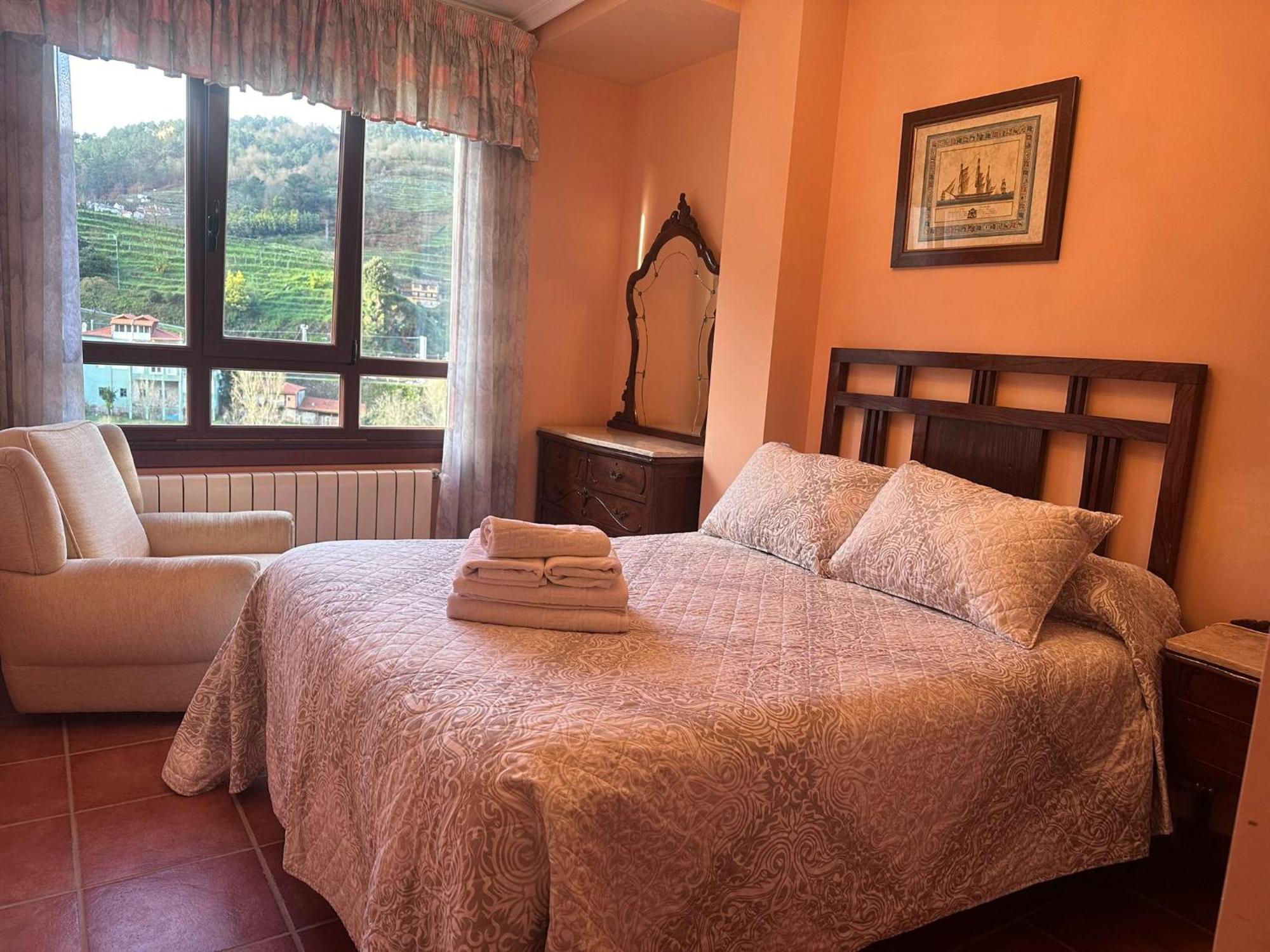 Os Peares Casa Alpargateiro旅馆 外观 照片
