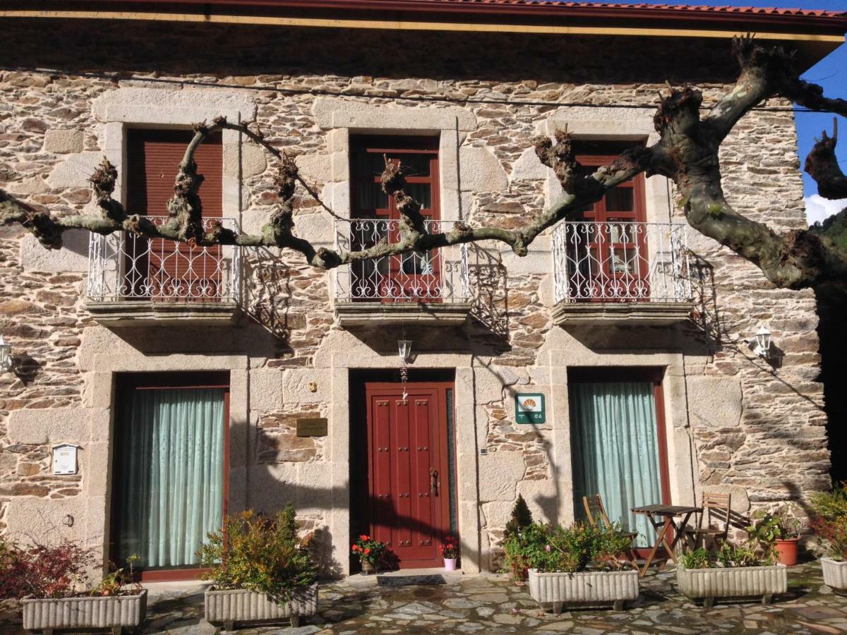 Os Peares Casa Alpargateiro旅馆 外观 照片